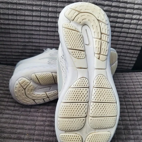 Nike LUNAR SKYLUX White 5 uk 38 eu 7.5 US run easy support trainers - Picture 9 of 9